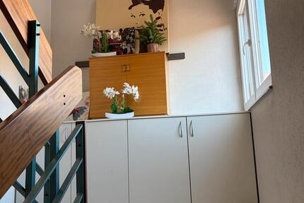 Wohnung Wernau (Neckar) - 3 Zimmer, 88 m&sup2;, 1.200&euro; | Angebot:27608209