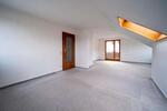 Dachgeschoßwohnung Weinstadt - 3 Zimmer, 81 m&sup2;, 289.000&euro; | Angebot:26451246