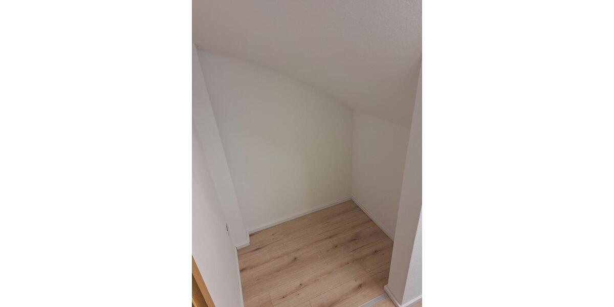 Erdgeschoßwohnung Lenningen - 1 Zimmer, 25 m&sup2;, 400&euro; | Angebot:25944580