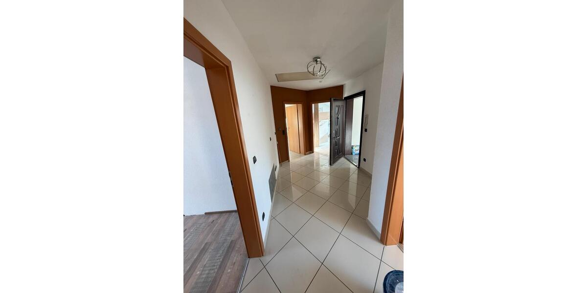 Dachgeschoßwohnung Geislingen an der Steige - 3 Zimmer, 77 m&sup2;, 850&euro; | Angebot:25945538