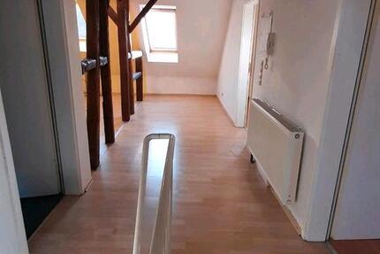 Wohnung Berghülen - 3 Zimmer, 81 m&sup2;, 930&euro; | Angebot:26045338