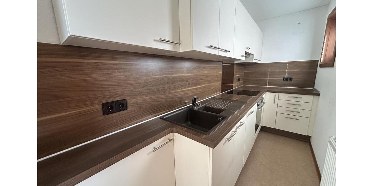 Einfamilienhaus Uhingen - 6.5 Zimmer, 175 m&sup2;, 1.980&euro; | Angebot:25356517