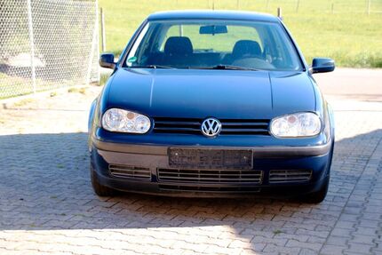 VW Golf 137.000 km 2.350 &euro; Spraitbach 73565