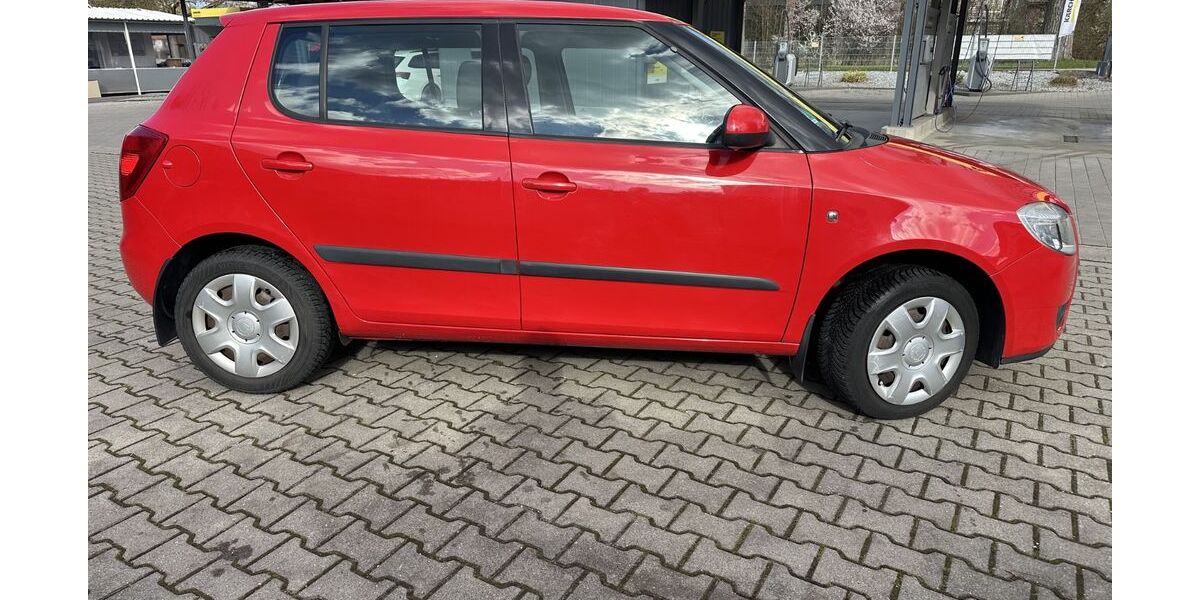 Skoda Fabia 53.000 km 7.500 &euro; Nürtingen 72622