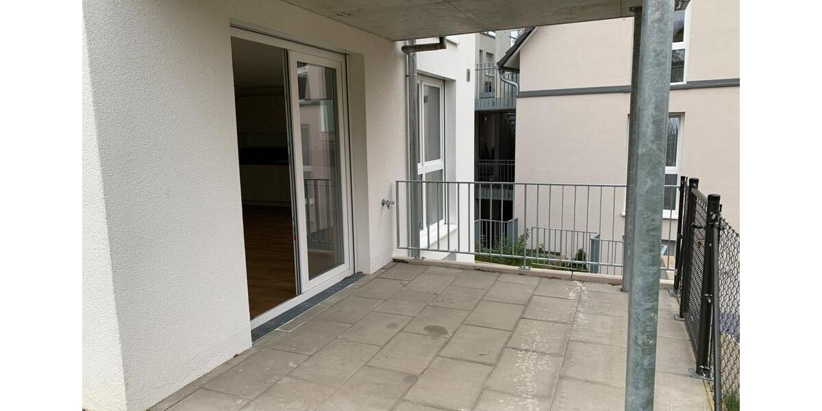 Erdgeschoßwohnung Weinstadt - 3 Zimmer, 119 m&sup2;, 1.601&euro; | Angebot:26004773