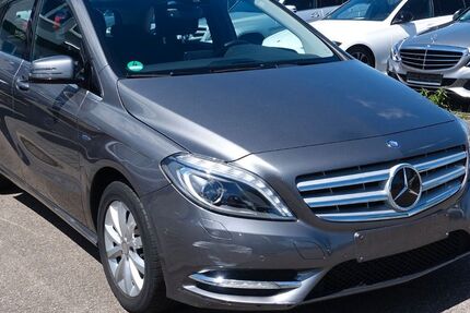 Mercedes-Benz B 180 95.500 km 10.400 &euro; Essingen 73457