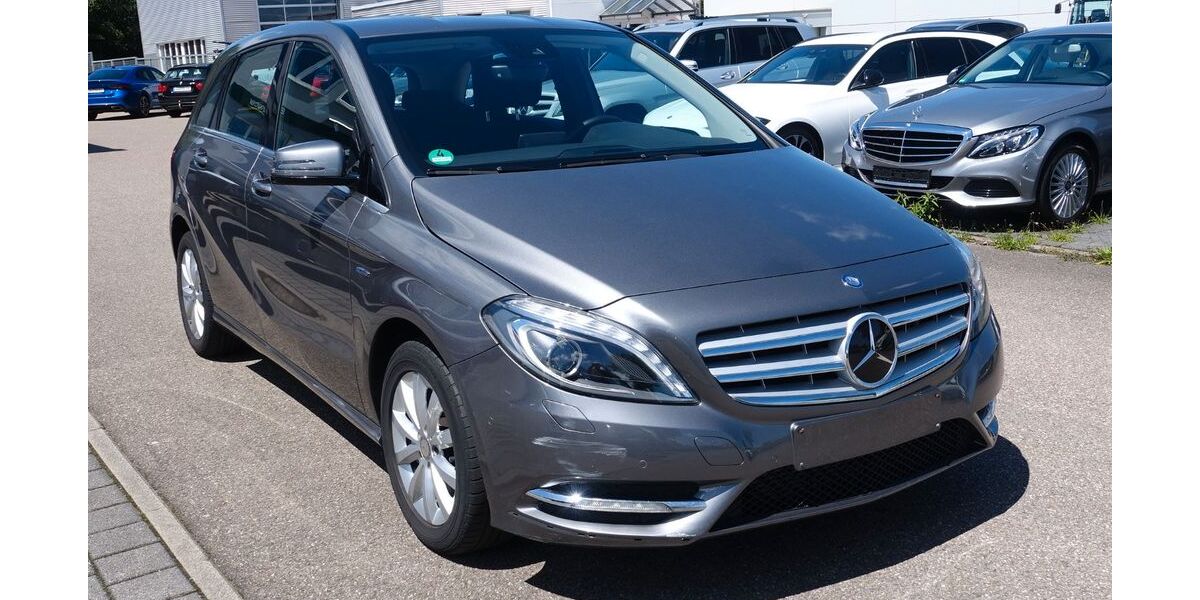 Mercedes-Benz B 180 95.500 km 10.400 &euro; Essingen 73457