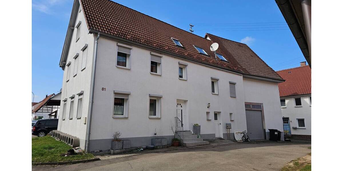 Etagenwohnung Laichingen Feldstetten - 7 Zimmer, 202 m&sup2;, 299.000&euro; | Angebot:25695100