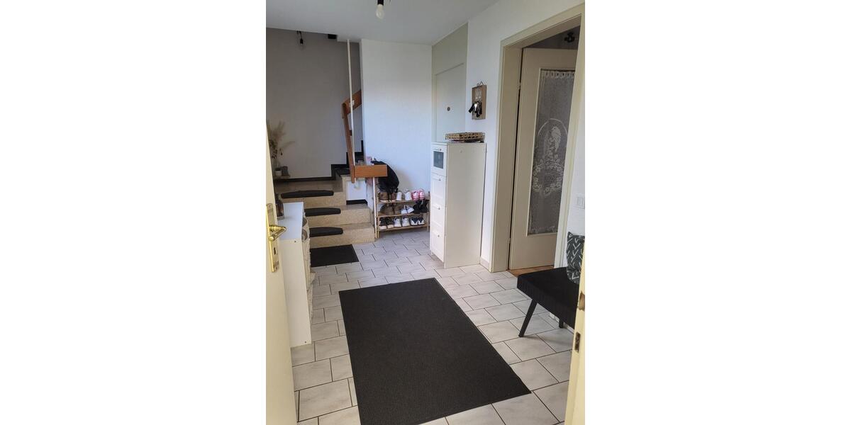 Einfamilienhaus Göppingen Faurndau - 6.5 Zimmer, 162 m&sup2;, 1.800&euro; | Angebot:25334557