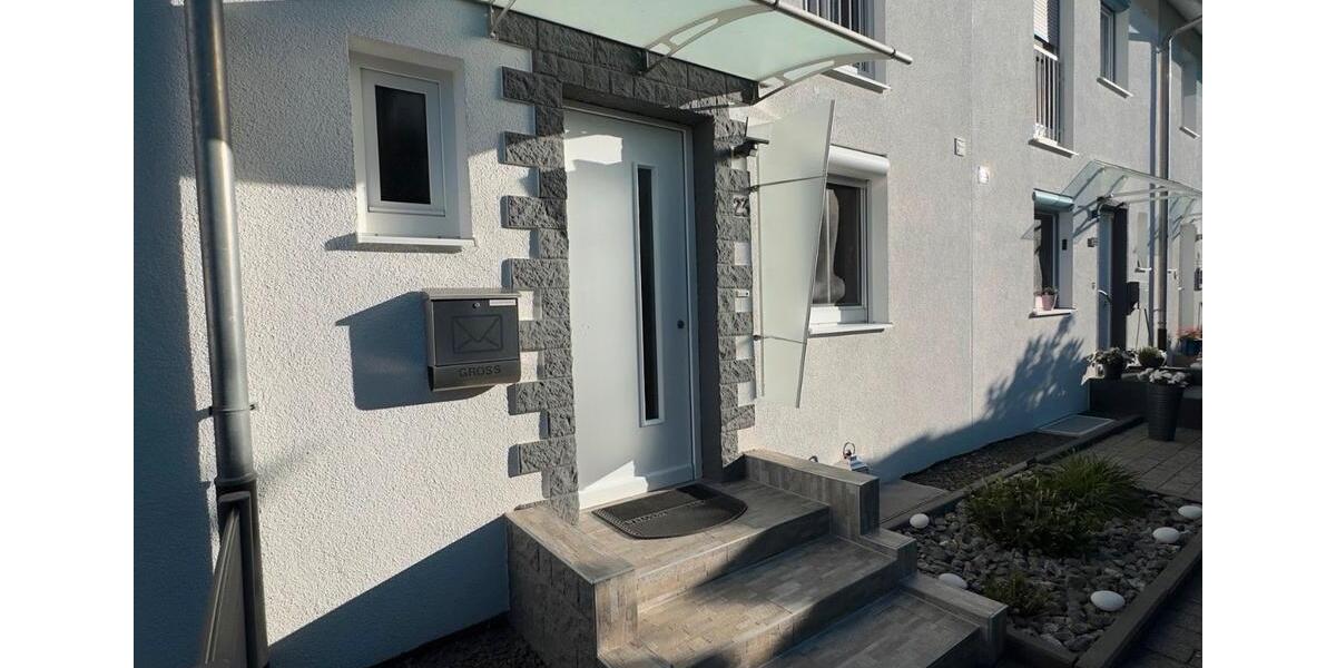 Reihenhaus Uhingen - 4 Zimmer, 132 m&sup2;, 489.000&euro; | Angebot:26621234