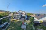 Exklusives 3-FMH mit ca. 370 m², ca.19,32 kWp PV-Anlage, ca.15,6kWh Speicher & traumhaftem Weitblick - Mehrfamilienhaus, Wohnhaus Albershausen | Angebot:27532417