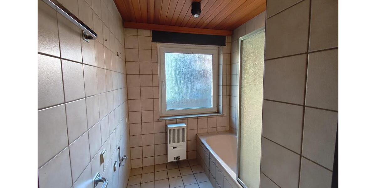 Erdgeschoßwohnung Geislingen an der Steige - 4 Zimmer, 97 m&sup2;, 209.000&euro; | Angebot:24788393