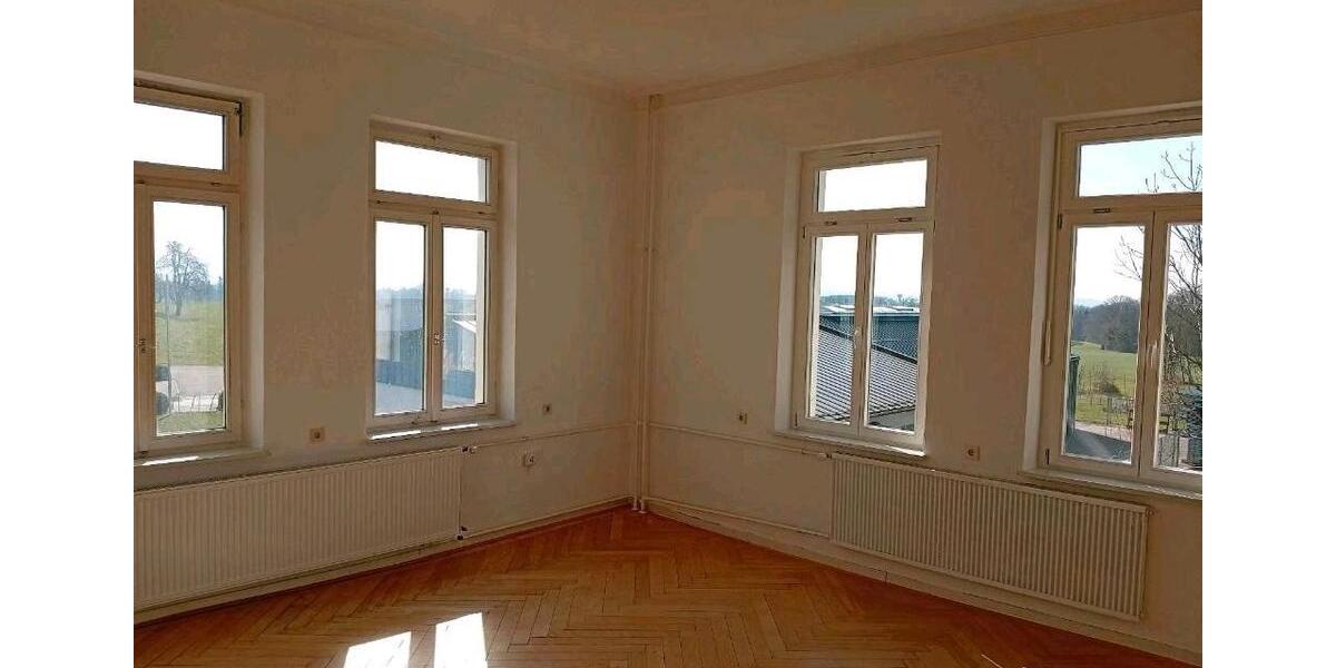 Etagenwohnung Mutlangen - 4 Zimmer, 120 m&sup2;, 900&euro; | Angebot:25942707