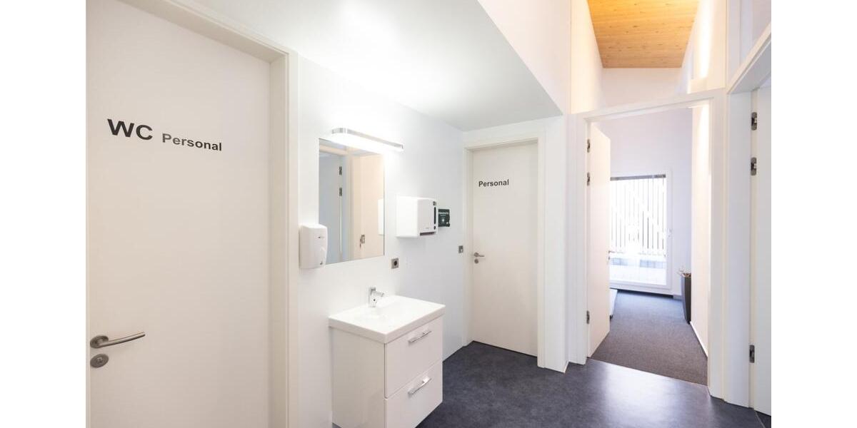 Gewerbeobjekt Böhmenkirch - 1.980&euro; | Angebot:25618930