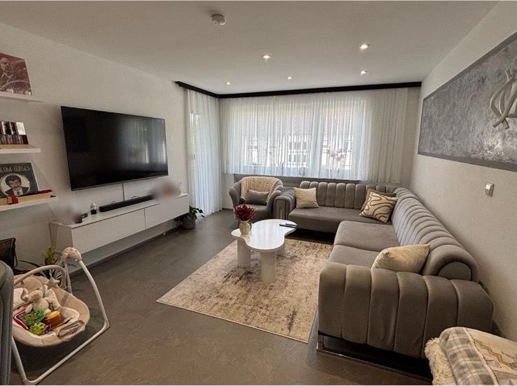 Etagenwohnung Uhingen - 3 Zimmer, 72 m&sup2;, 240.000&euro; | Angebot:27084023