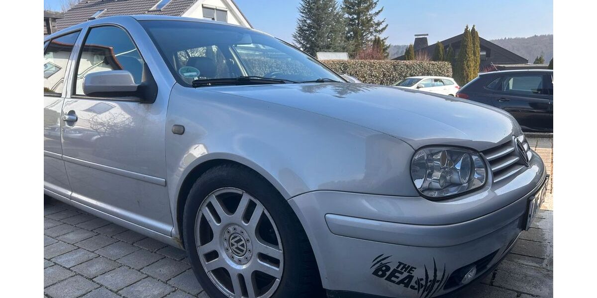 VW Golf 320.000 km 1.100 &euro; Amstetten 73340