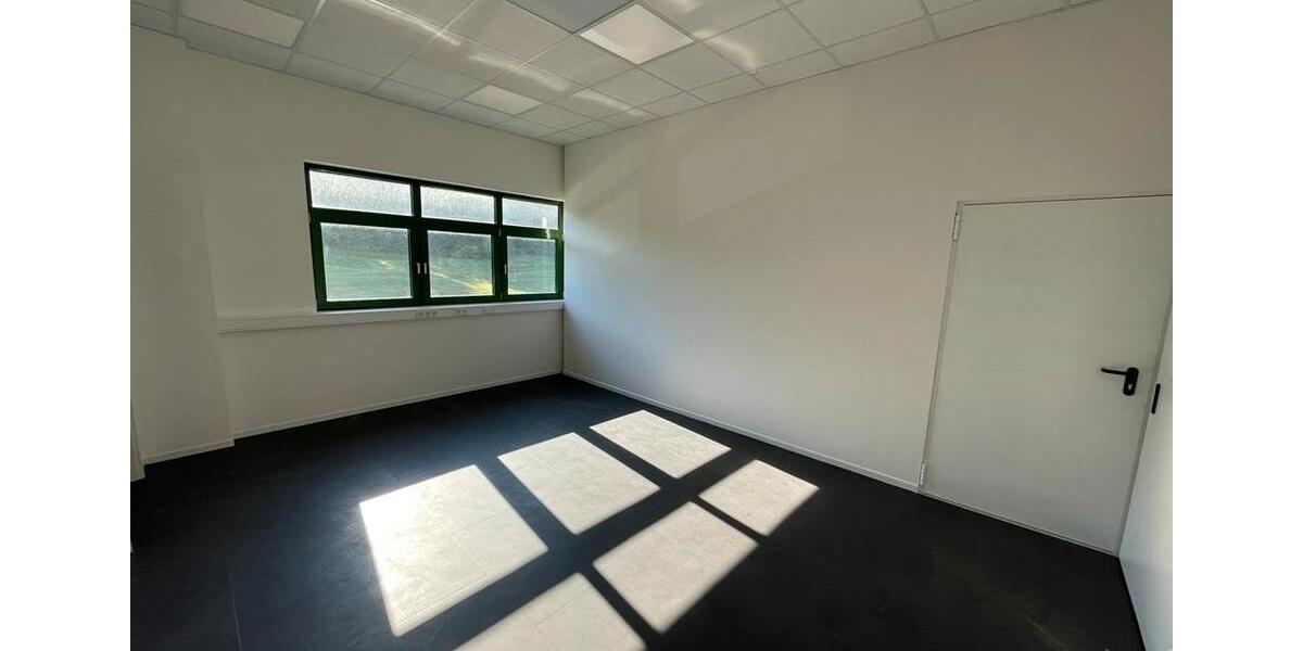 Gewerbeobjekt Göppingen Bruckwasen - 3.500&euro; | Angebot:26635211