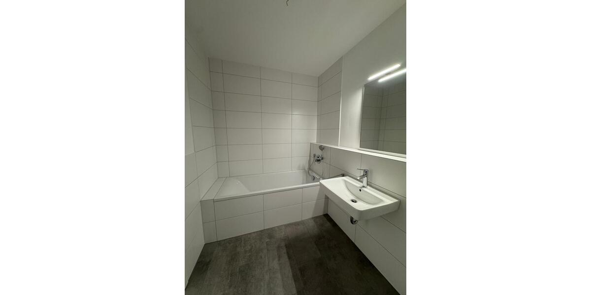Einfamilienhaus Nürtingen - 4 Zimmer, 123 m&sup2;, 1.835&euro; | Angebot:25783078