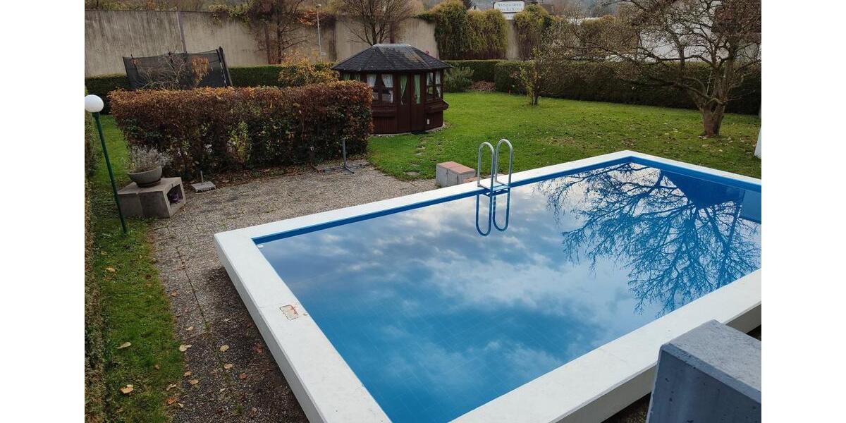 Hochparterre Remshalden - 6 Zimmer, 140 m&sup2;, 555.000&euro; | Angebot:24853875