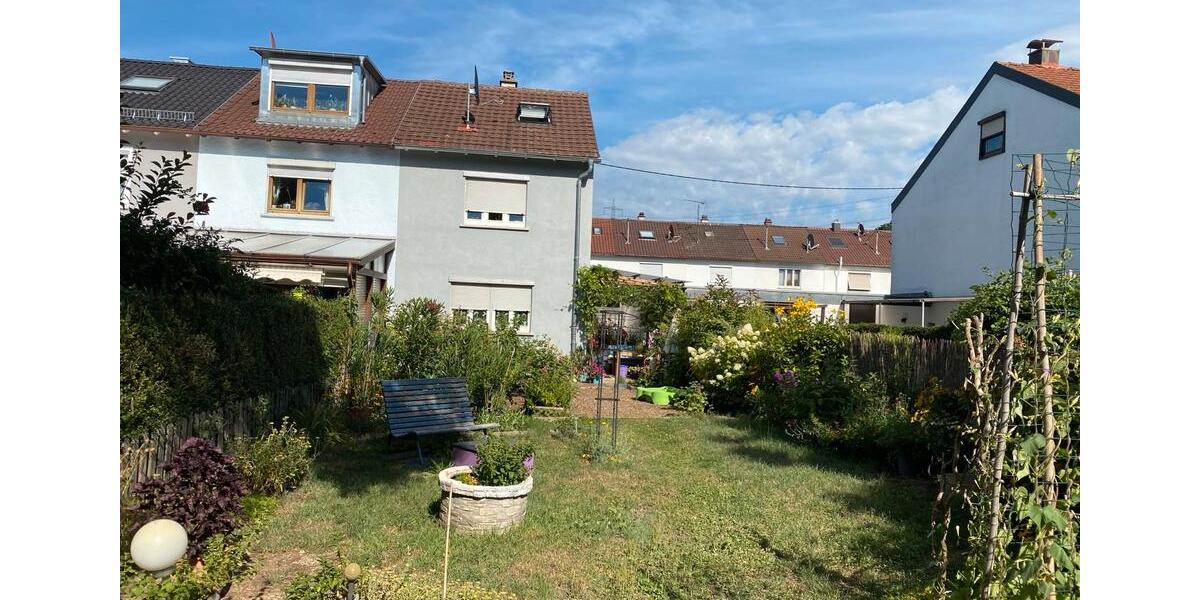 Reihenhaus Nürtingen - 4 Zimmer, 80 m&sup2;, 1.245&euro; | Angebot:25639747