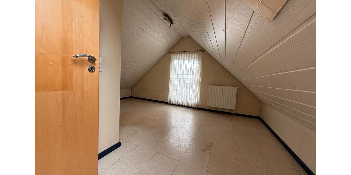 Maisonettenwohnung Deizisau - 3.5 Zimmer, 90 m&sup2;, 1.200&euro; | Angebot:26012926