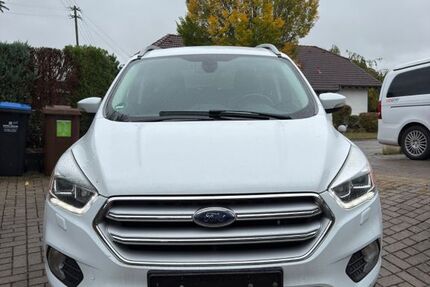 Ford Kuga 114.000 km 8.500 &euro; Birenbach 73102