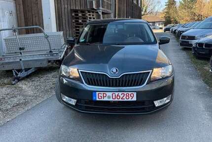 Skoda Rapid/Spaceback 72.900 km 11.950 &euro; Heiningen 73092