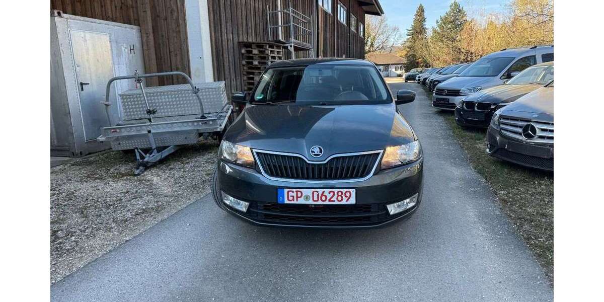 Skoda Rapid/Spaceback 72.900 km 11.950 &euro; Heiningen 73092