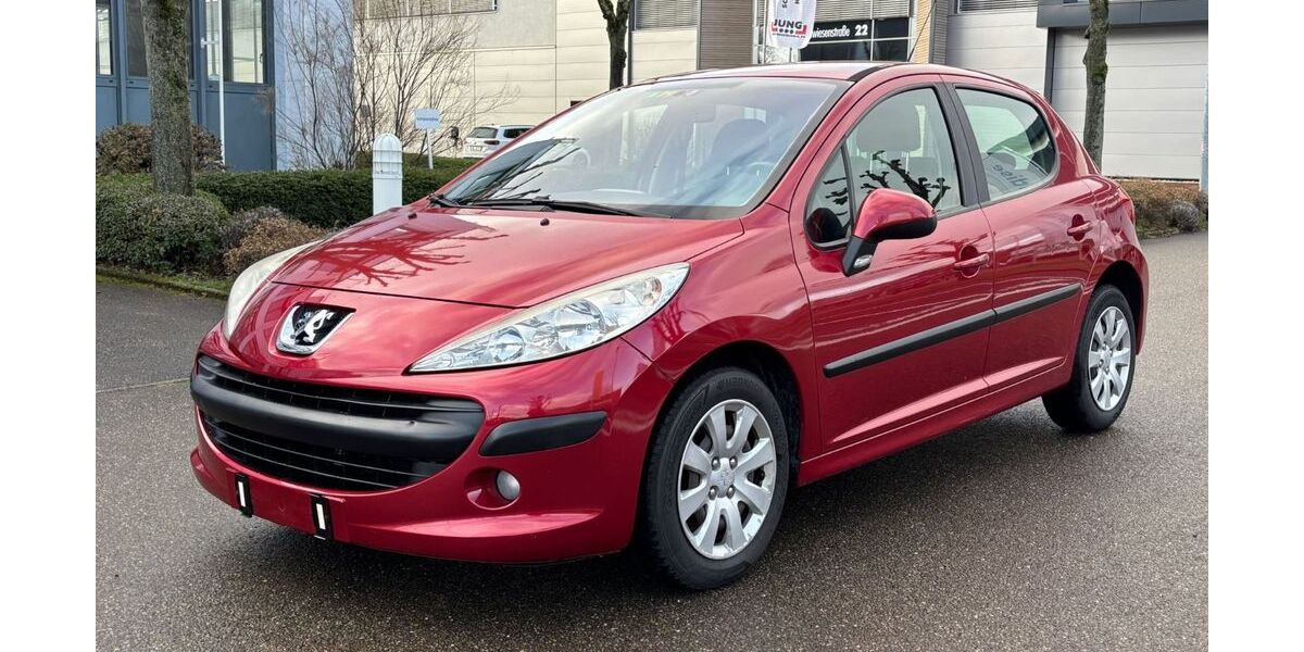 Peugeot 207 170.000 km 1.900 &euro; Waiblingen 71334