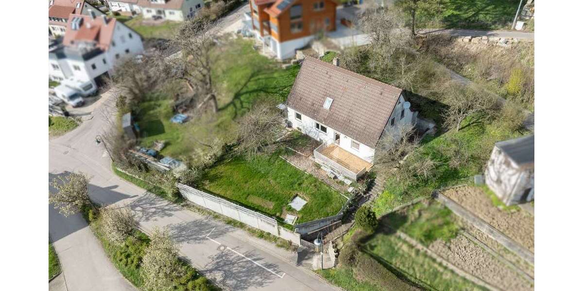 Einfamilienhaus Schwäbisch Gmünd Bargau - 7 Zimmer, 142 m&sup2;, 298.000&euro; | Angebot:26166253