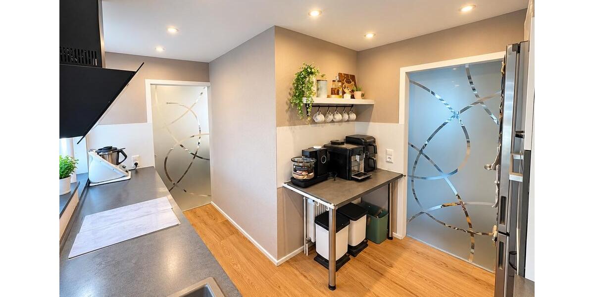 Doppelhaushälfte Schwaikheim - 8 Zimmer, 160 m&sup2;, 669.000&euro; | Angebot:27598082