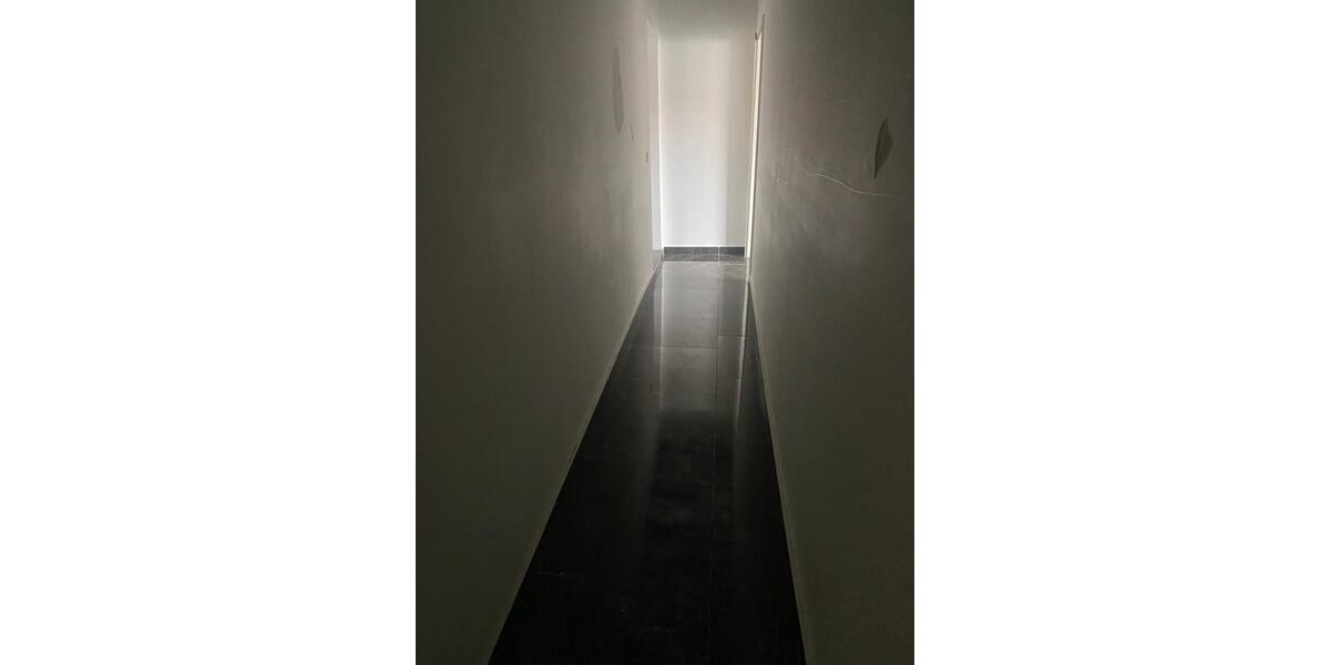 Einfamilienhaus Nürtingen - 225 Zimmer, 225 m&sup2;, 2.000&euro; | Angebot:26483462