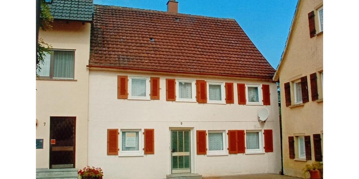 Doppelhaushälfte Schechingen - 7 Zimmer, 140 m&sup2;, 192.000&euro; | Angebot:25803472