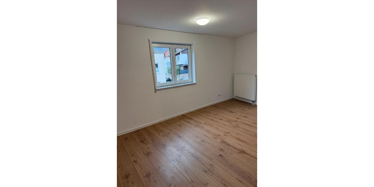 Etagenwohnung Bad Urach - 3 Zimmer, 77 m&sup2;, 295.000&euro; | Angebot:24997185