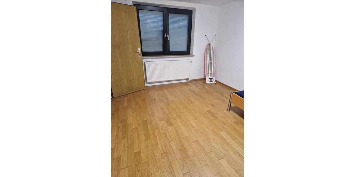 Etagenwohnung Amstetten - 1 Zimmer, 30 m&sup2;, 450&euro; | Angebot:25403668