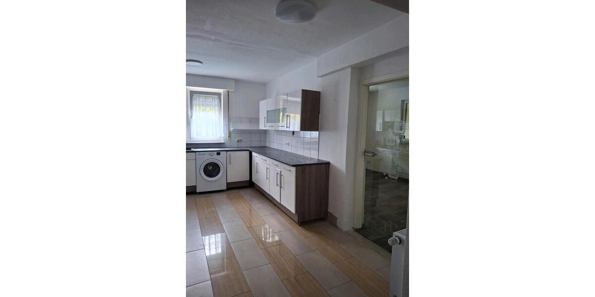 Erdgeschoßwohnung Göppingen - 4 Zimmer, 90 m&sup2;, 440.000&euro; | Angebot:27118155