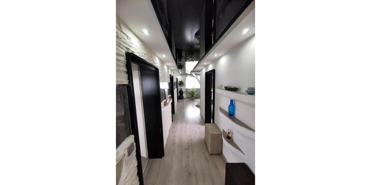 Etagenwohnung Nürtingen - 3 Zimmer, 105 m&sup2;, 357.000&euro; | Angebot:23279305