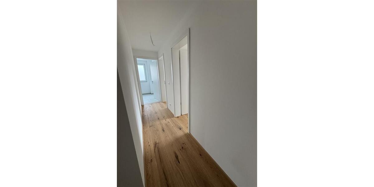 Etagenwohnung Plüderhausen - 4 Zimmer, 106 m&sup2;, 1.300&euro; | Angebot:25234405