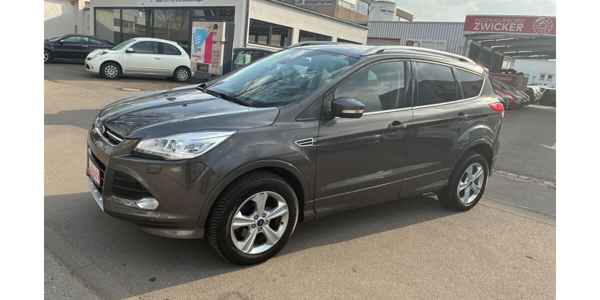 Ford Kuga 158.000 km 11.900 &euro; Kirchheim Teck 73230