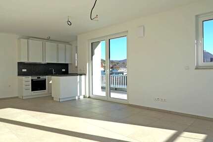 Wohnung Frickenhausen - 4 Zimmer, 89 m&sup2;, 1.424&euro; | Angebot:25749955