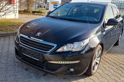 Peugeot 308 221.000 km 4.900 &euro; Waiblingen OT Hegnach 71334