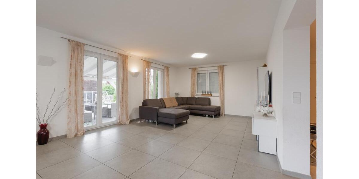 Einfamilienhaus Göggingen - 5.5 Zimmer, 194 m&sup2;, 780.000&euro; | Angebot:27083431