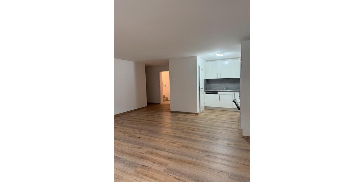 Etagenwohnung Gschwend - 2 Zimmer, 59 m&sup2;, 630&euro; | Angebot:25960845