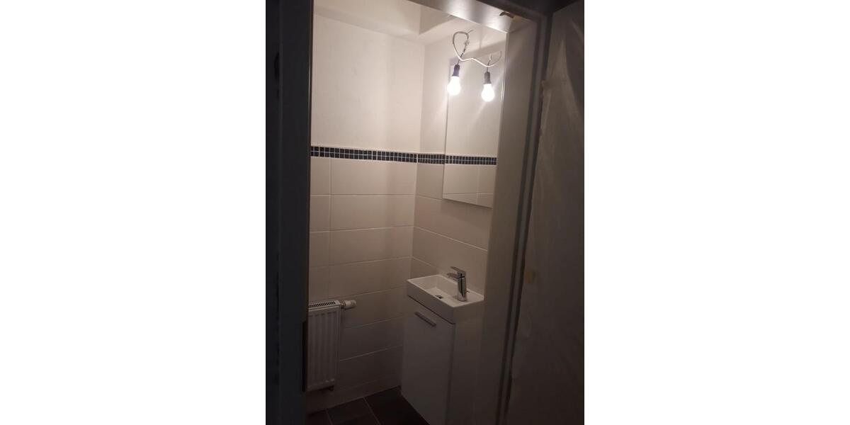 Erdgeschoßwohnung Bad Urach - 2 Zimmer, 32 m&sup2;, 310&euro; | Angebot:25843435