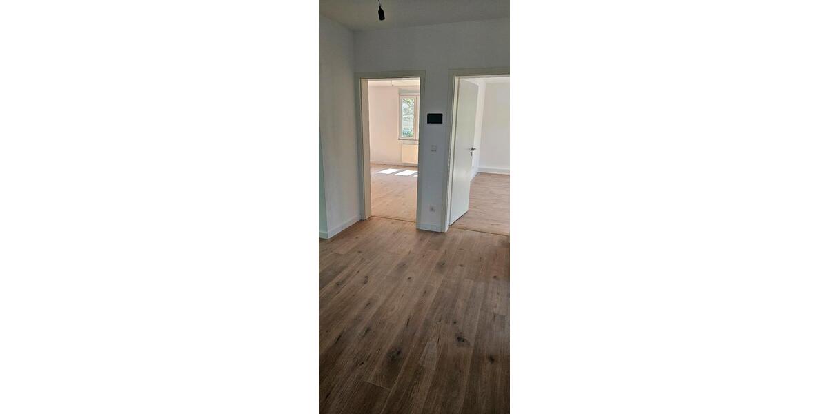 Etagenwohnung Esslingen am Neckar Brühl - 3 Zimmer, 85 m&sup2;, 1.290&euro; | Angebot:26633810