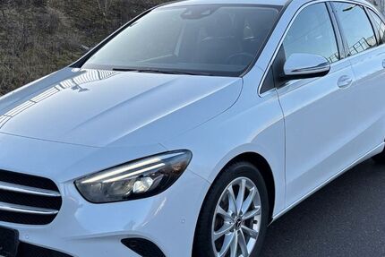 Mercedes-Benz B 180 152.000 km 17.200 &euro; Essingen­­­ 73457