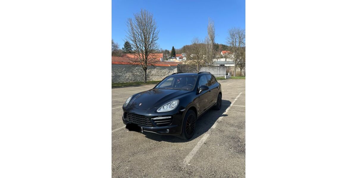 Porsche Cayenne 218.000 km 17.900 &euro; Schwäbisch Gmünd 73525