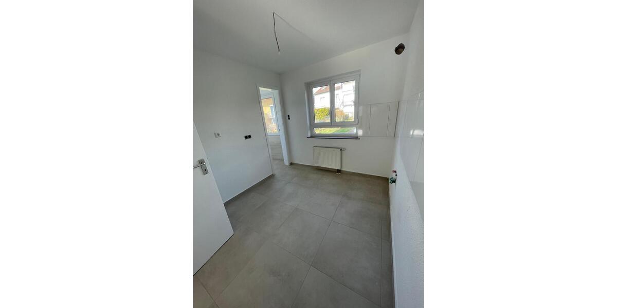 Erdgeschoßwohnung Neuffen - 3 Zimmer, 75 m&sup2;, 1.500&euro; | Angebot:25457022