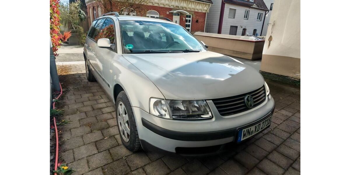 VW Passat Variant 244.500 km 1.480 &euro; Waiblingen 71332
