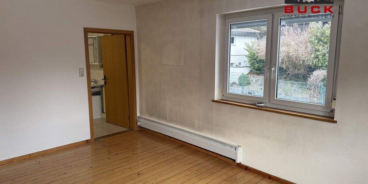 Etagenwohnung Mühlhausen - 3 Zimmer, 100 m&sup2;, 800&euro; | Angebot:25744365